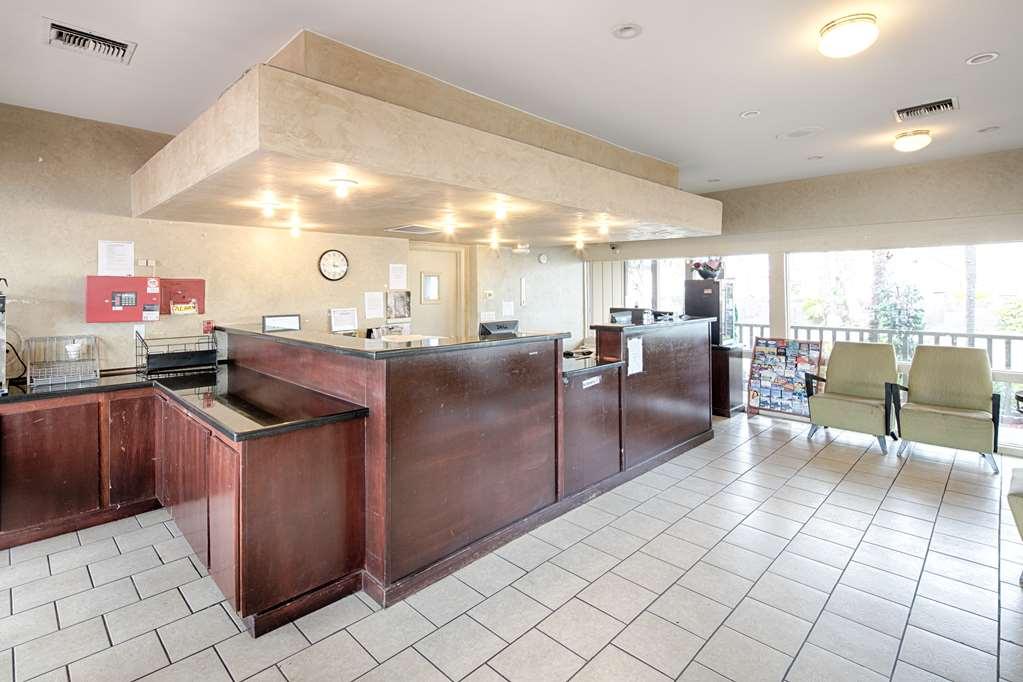 Hotel Ramada By Wyndham Modesto Yosemite Area Interior foto